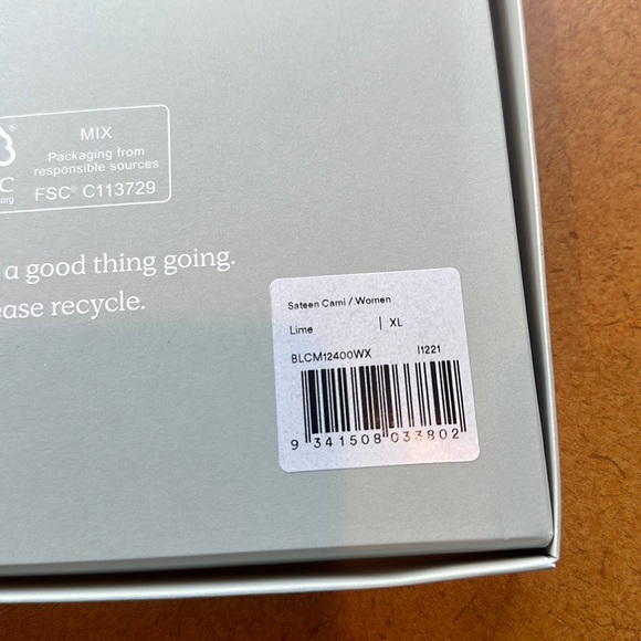 Ettitude Sateen Cami in Lime XL - Picture 3 of 6